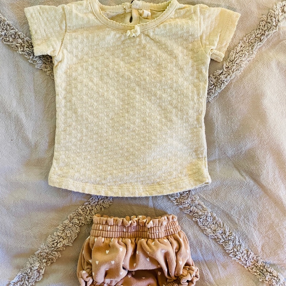 Quincy Mae t-shirt and heart bloomers